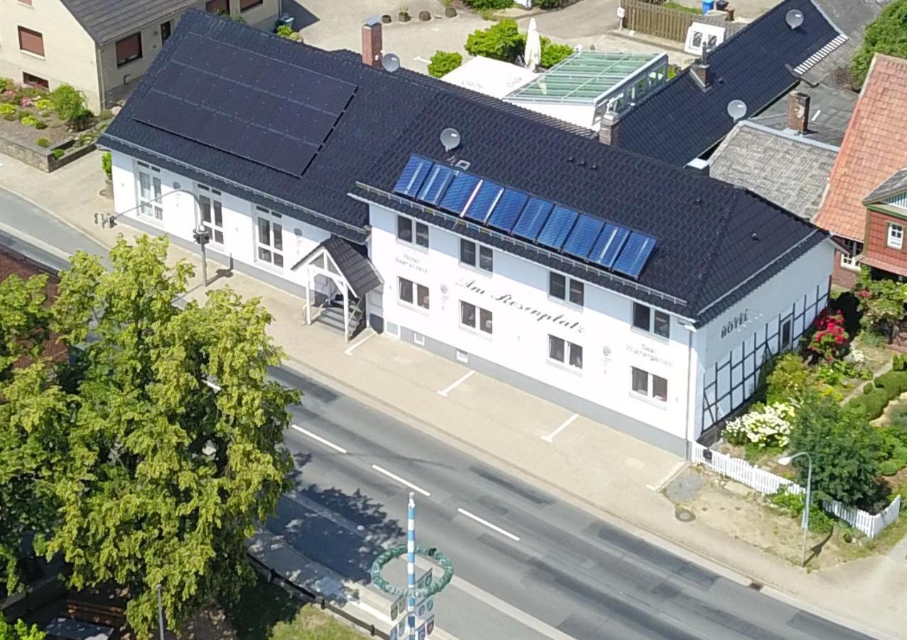 Hotel Am Rosenplatz,24 Stunden Check In, Kostenfreie Parkplaetze 布里克托夫 外观 照片